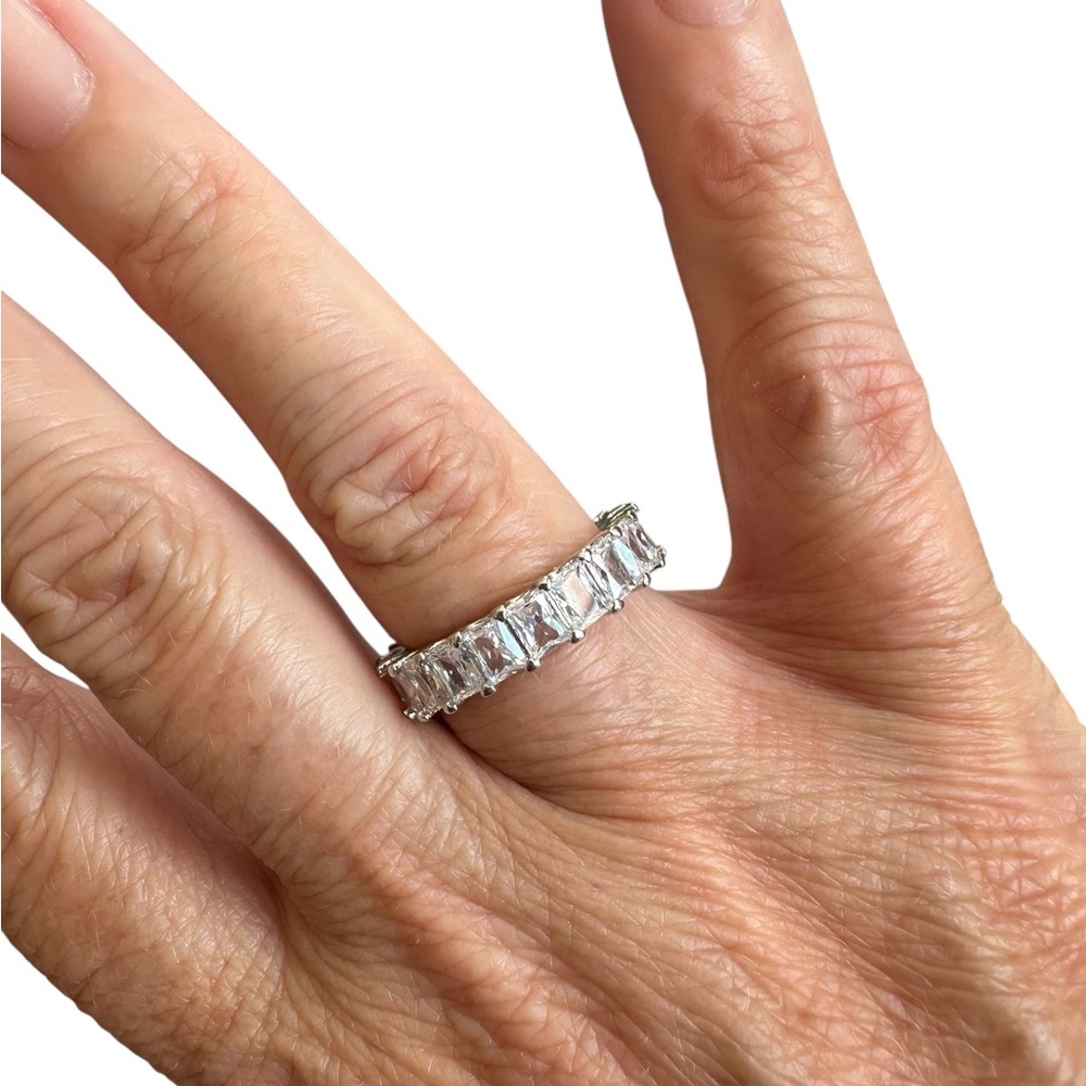 Silver Rectangular Diamond Lined Ring - image 8